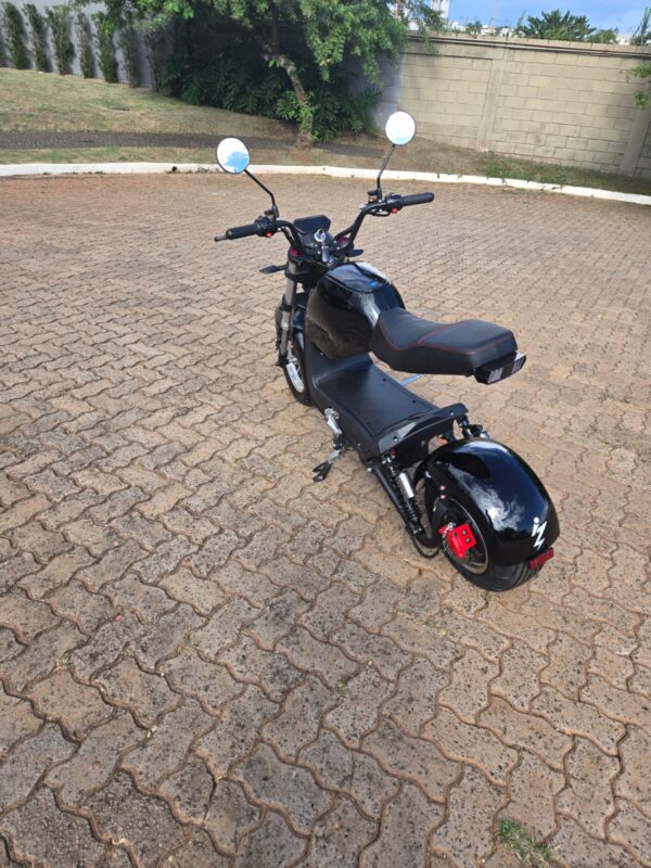 Scooter Moto Elétrica 2000Wats Preto - Imagem 10